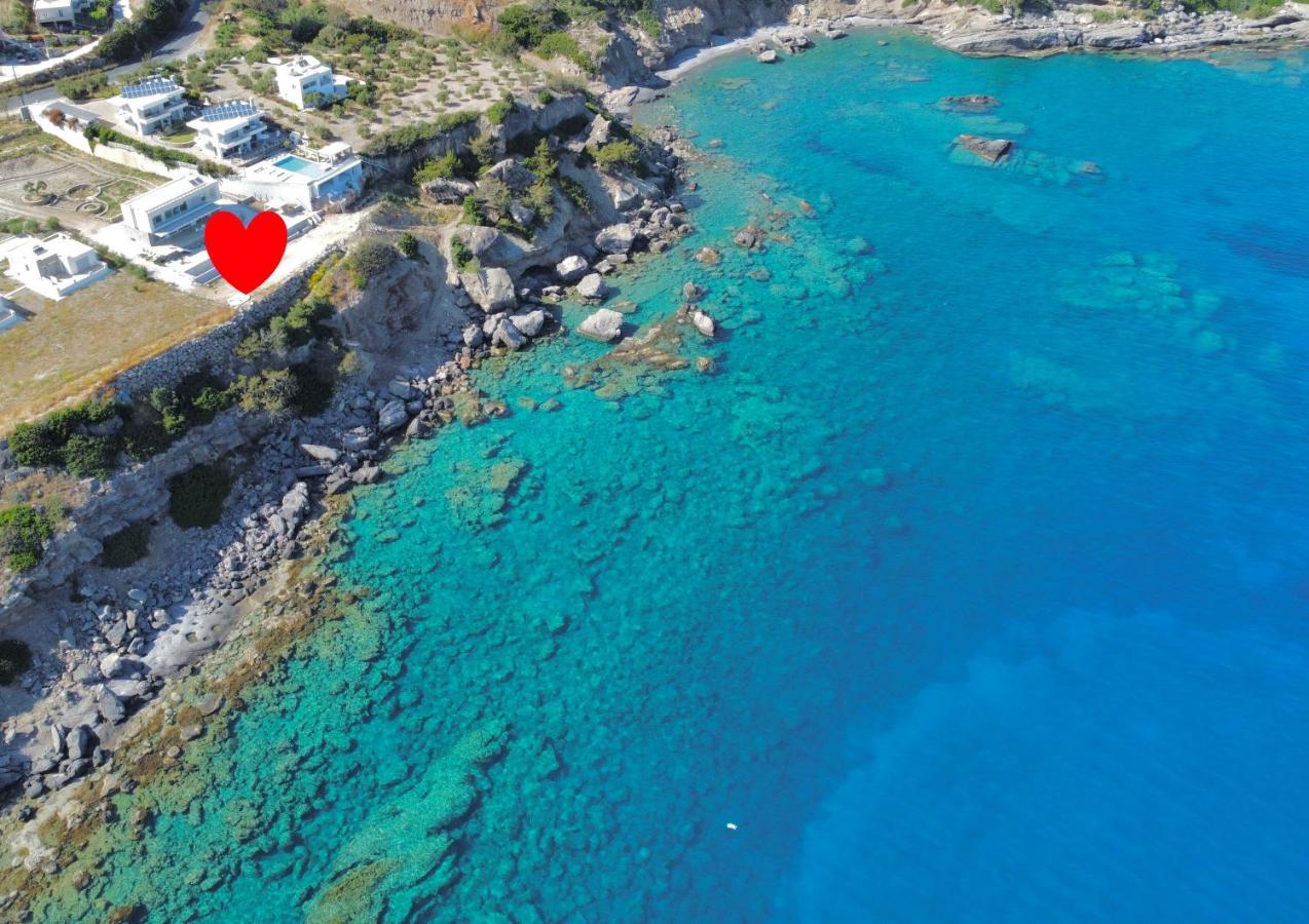 Kuro Beach House - Oceanfront Luxury & 25M Pool Ahliá Kültér fotó