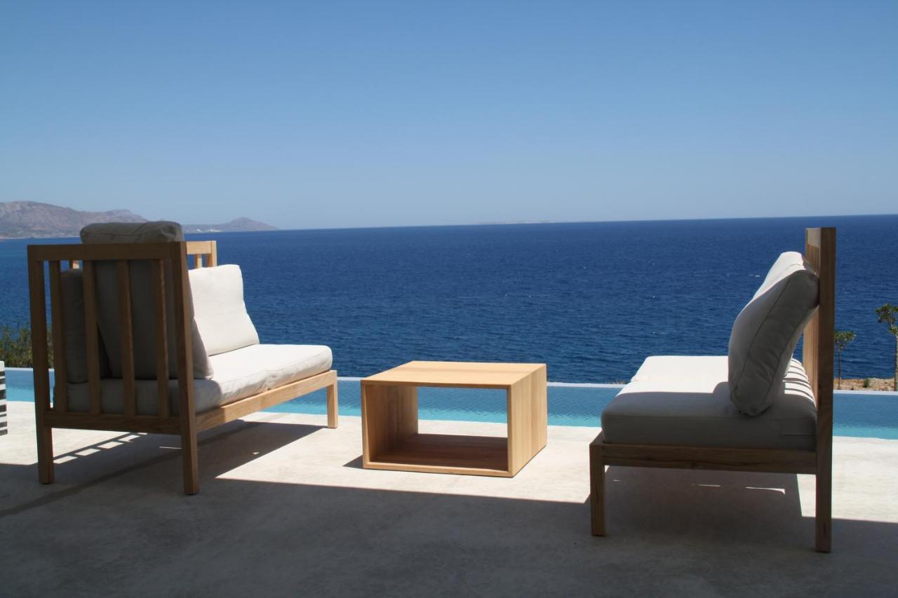 Kuro Beach House - Oceanfront Luxury & 25M Pool Ahliá Kültér fotó