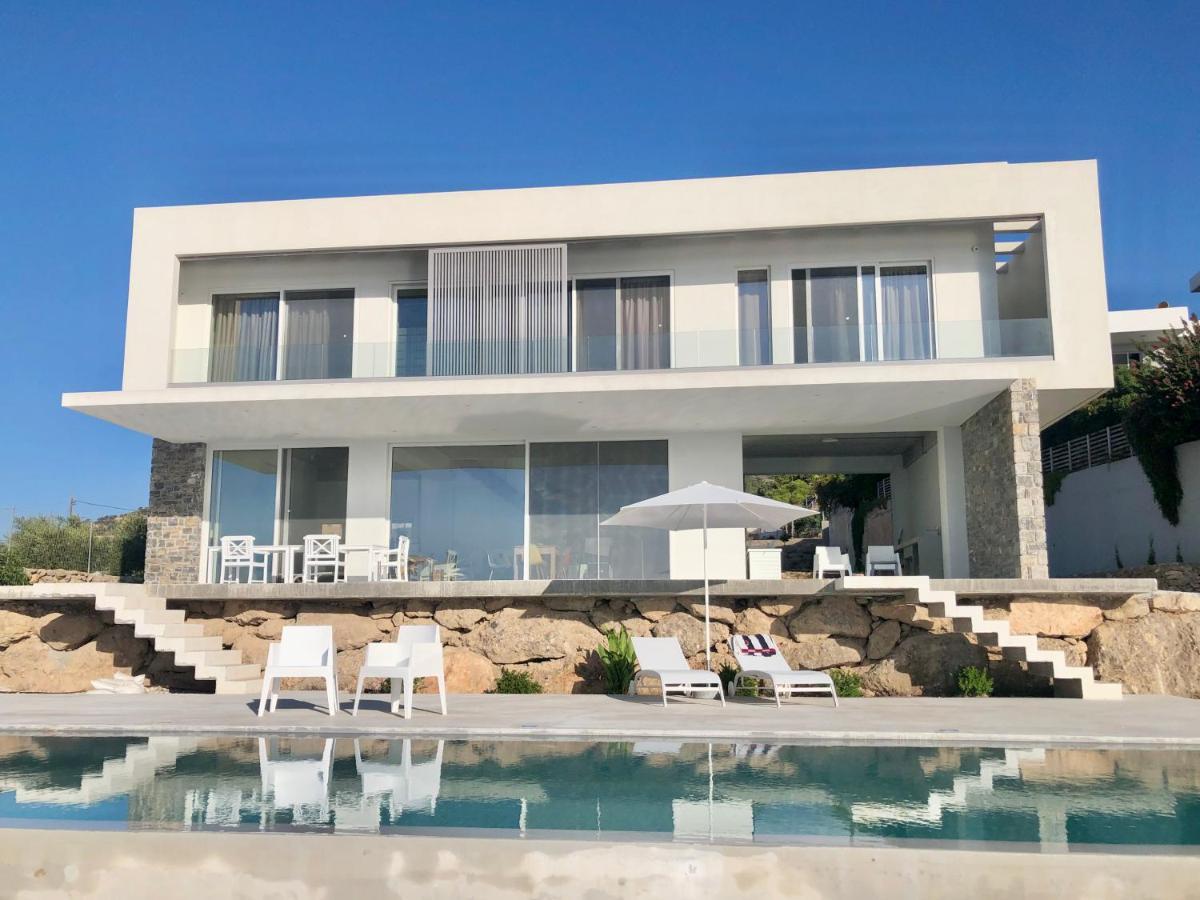 Kuro Beach House - Oceanfront Luxury & 25M Pool Ahliá Kültér fotó