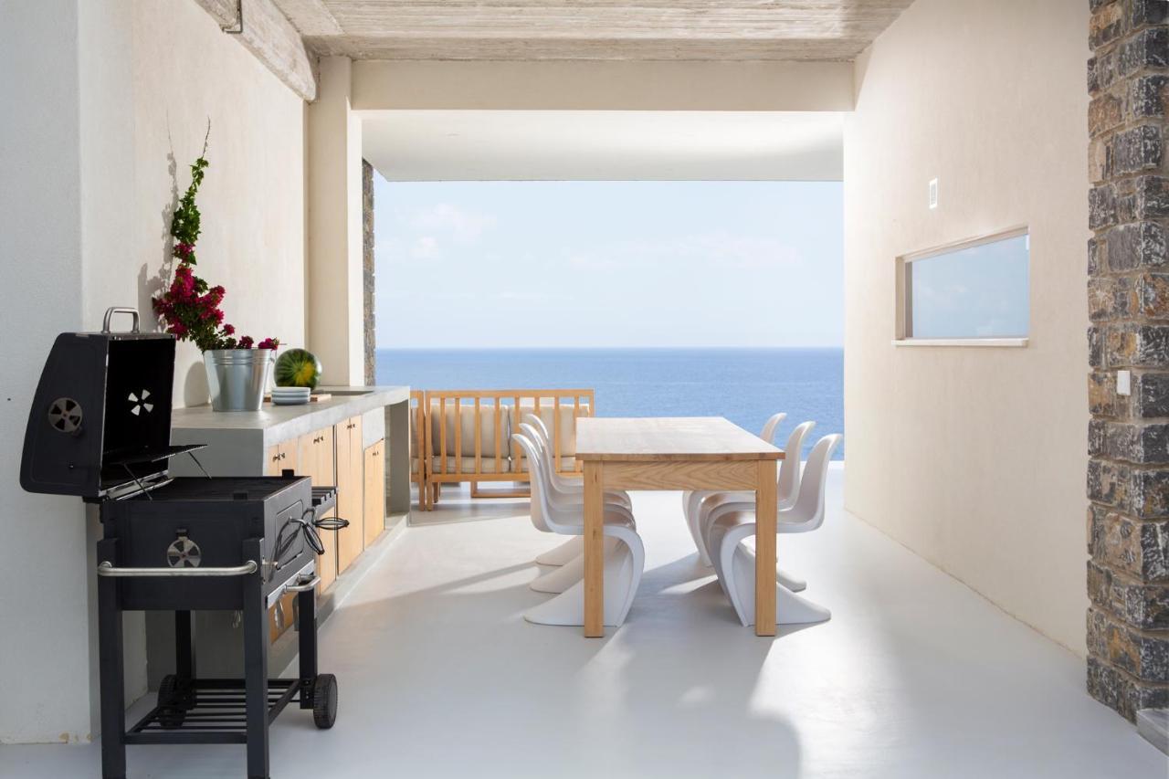 Kuro Beach House - Oceanfront Luxury & 25M Pool Ahliá Kültér fotó